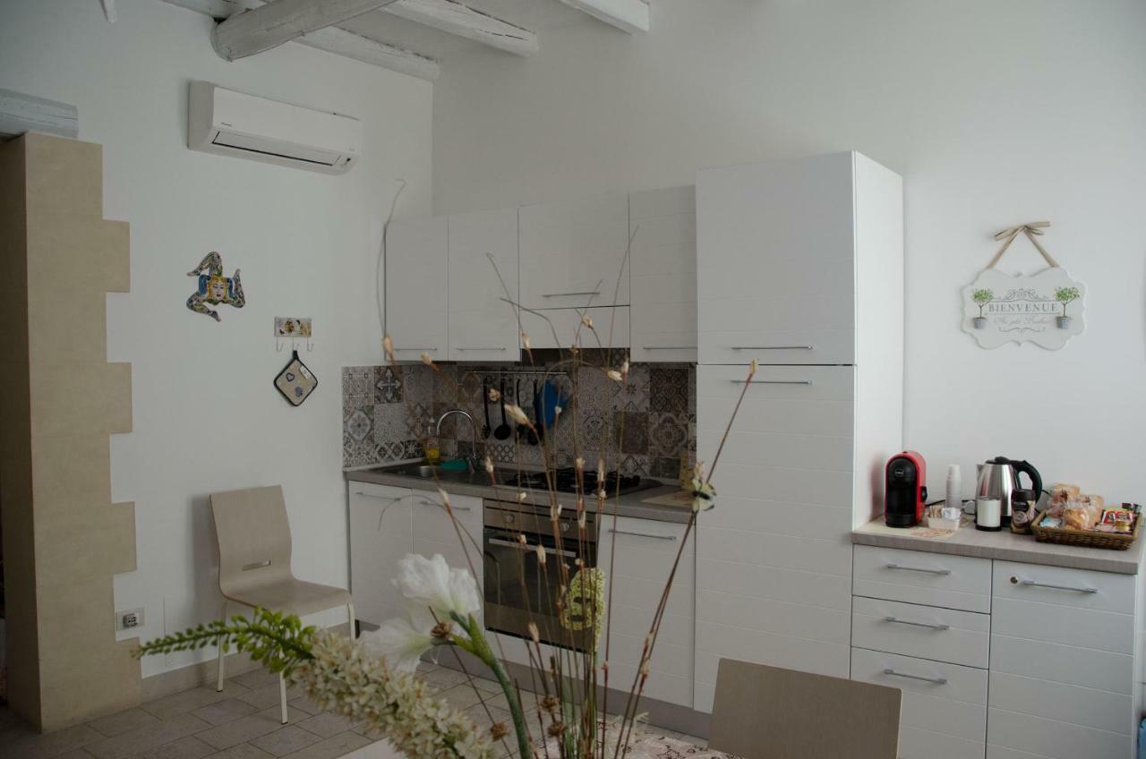 Appartamento Ortigia Сиракуза Екстериор снимка